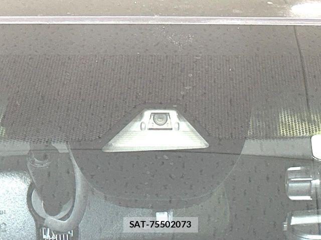 Honda VEZEL 2017-03 8076040-4