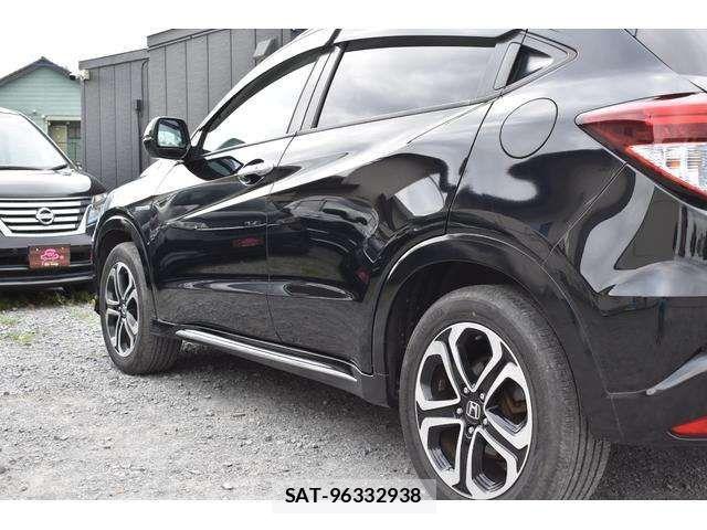 Honda VEZEL 2016-03 8102489-16