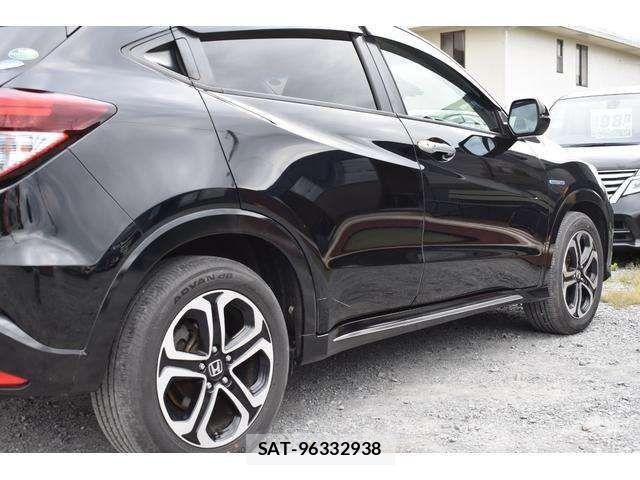 Honda VEZEL 2016-03 8102489-17