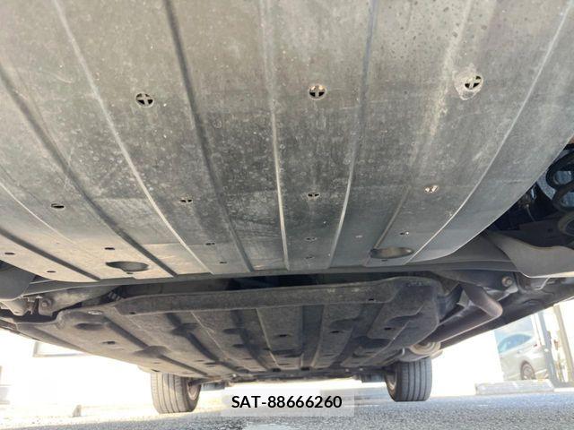 Honda VEZEL 2013-12 8102501-18