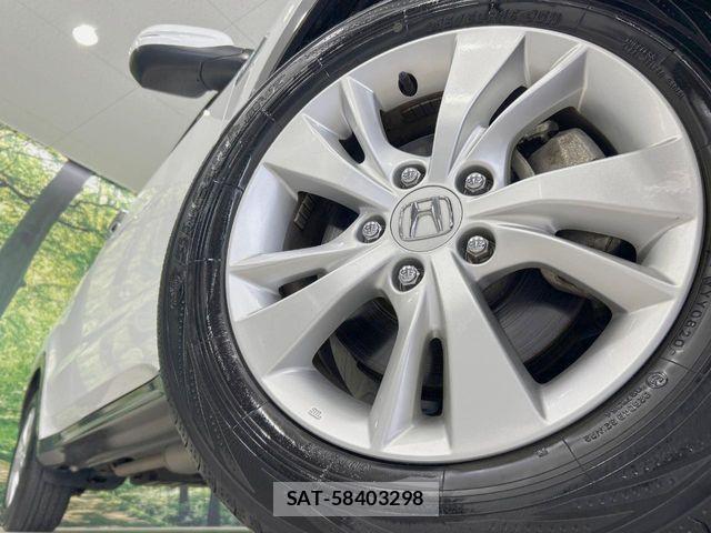 Honda VEZEL 2016-01 8102490-12