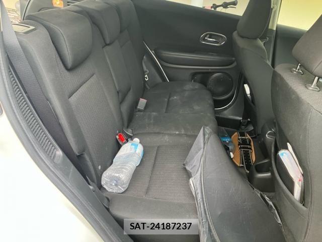 Honda VEZEL 2014-02 8102494-17