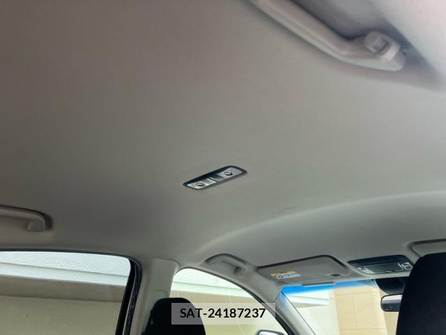 Honda VEZEL 2014-02 8102494-18