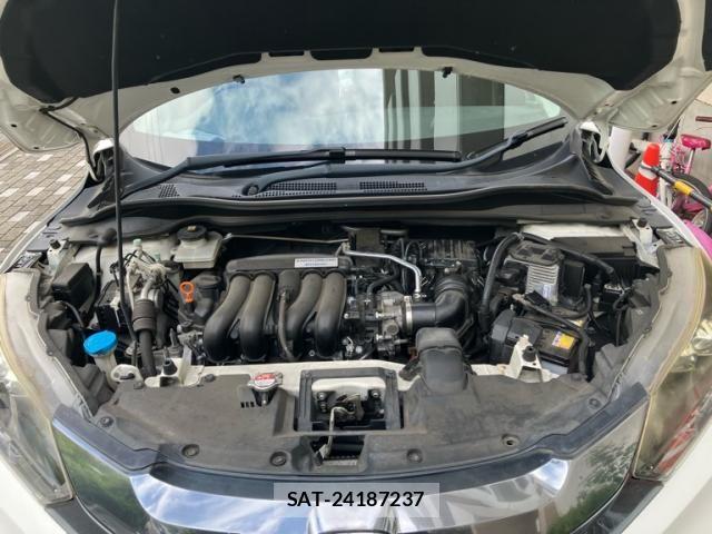Honda VEZEL 2014-02 8102494-23