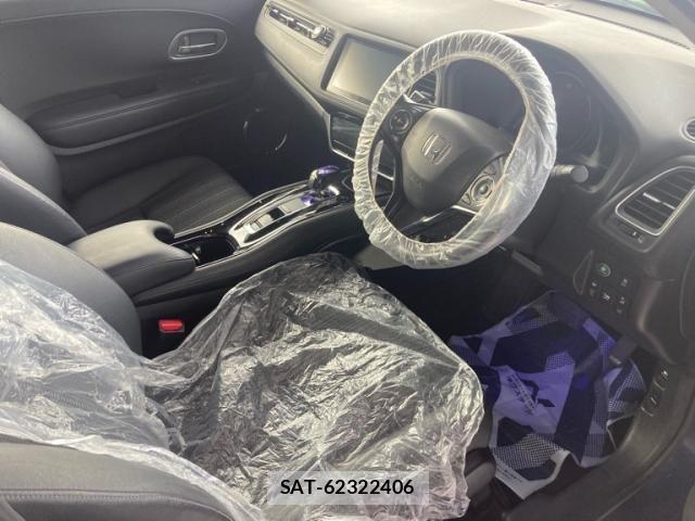Honda VEZEL 2017-09 8102491-27