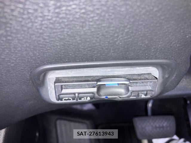 Honda VEZEL 2016-01 8102492-22