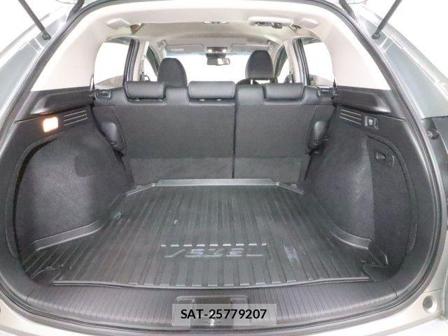 Honda VEZEL 2014-03 8102486-9
