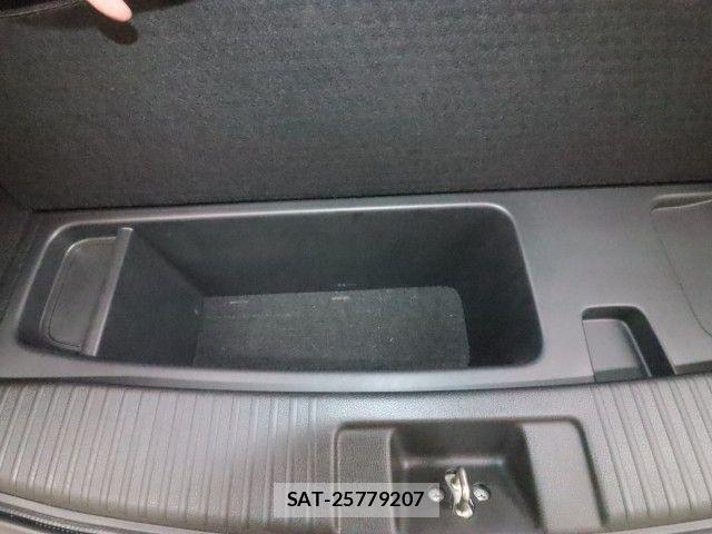 Honda VEZEL 2014-03 8102486-11