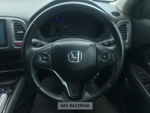 Honda VEZEL 2014-06 8102493-13