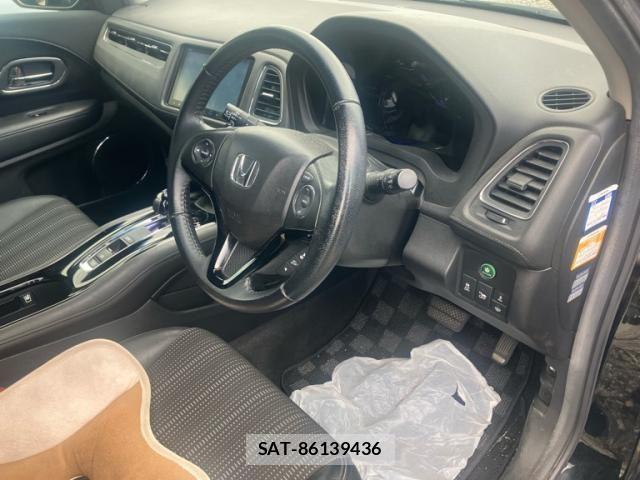 Honda VEZEL 2014-06 8102493-21
