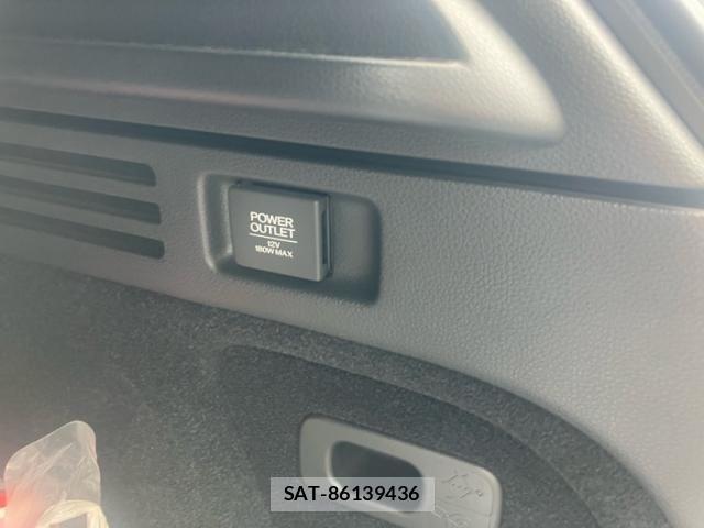 Honda VEZEL 2014-06 8102493-8