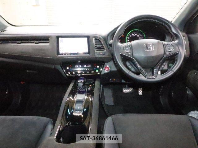 Honda VEZEL 2017-08 8102484-2