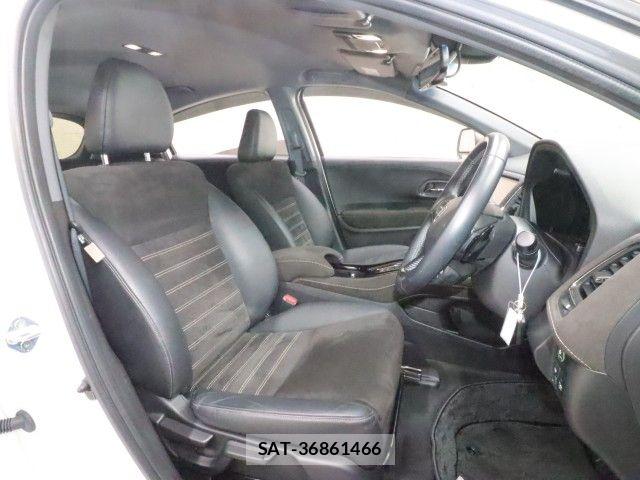 Honda VEZEL 2017-08 8102484-3