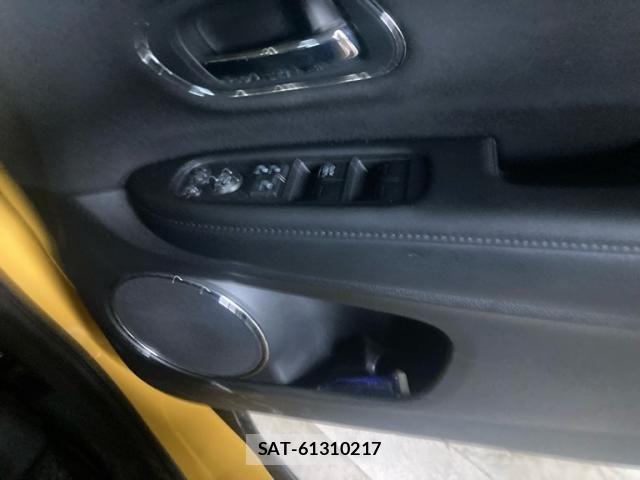 Honda VEZEL 2017-12 8102487-11