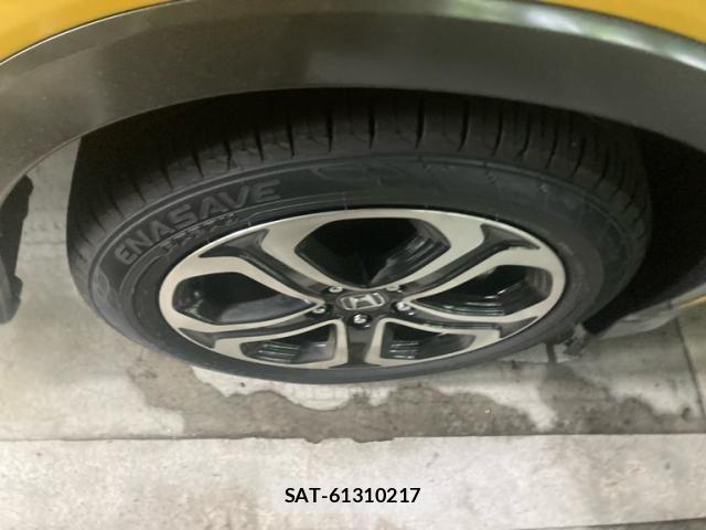 Honda VEZEL 2017-12 8102487-8