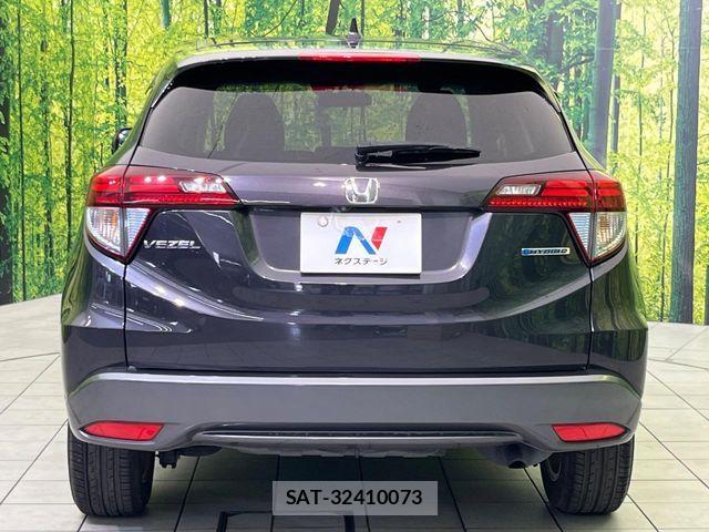 Honda VEZEL 2015-12 8102488-14