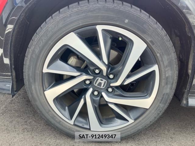 Honda VEZEL 2016-04 8102495-10