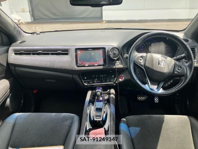 Honda VEZEL 2016-04 8102495-11