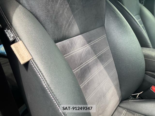 Honda VEZEL 2016-04 8102495-13