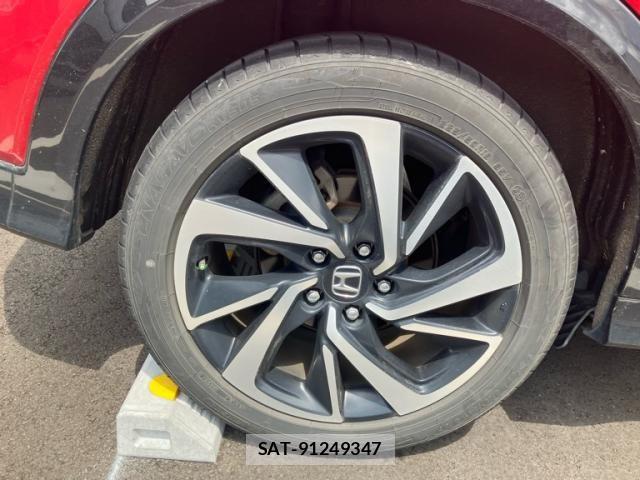 Honda VEZEL 2016-04 8102495-7