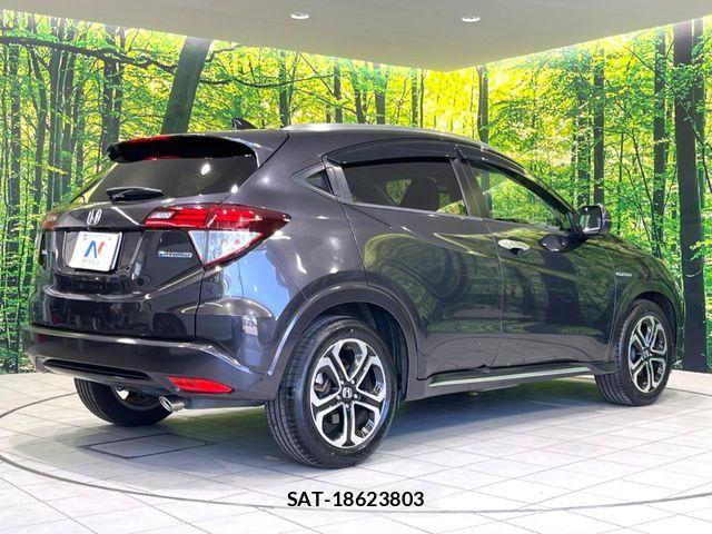 Honda VEZEL 2017-02 8132840-16
