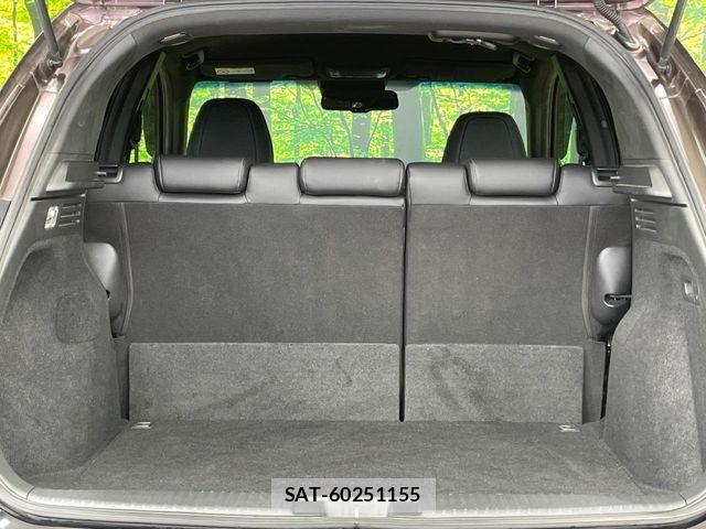 Honda VEZEL 2019-09 8132845-9