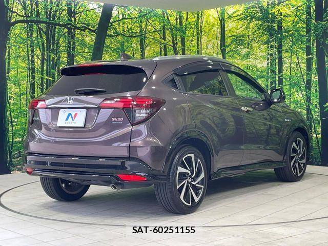 Honda VEZEL 2019-09 8132845-16