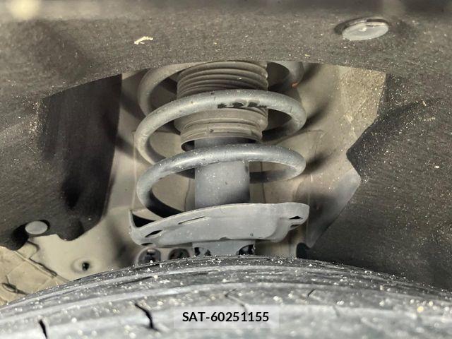 Honda VEZEL 2019-09 8132845-19