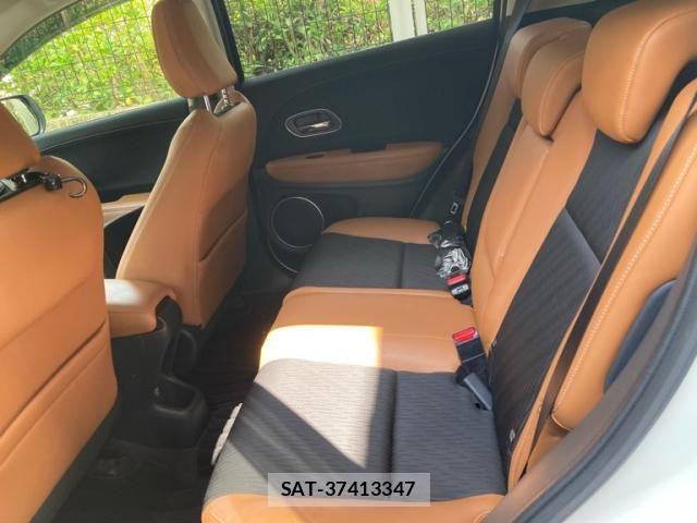 Honda VEZEL 2018-03 8132846-9