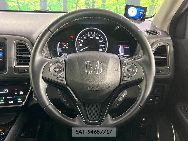 Honda VEZEL 2017-06 8146940-10
