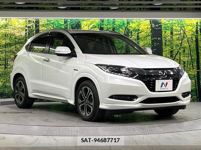 Honda VEZEL 2017-06 8146940-15