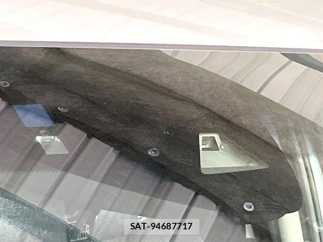 Honda VEZEL 2017-06 8146940-1
