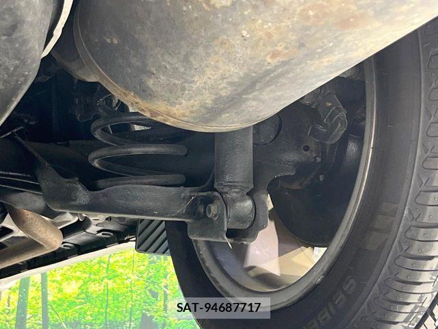 Honda VEZEL 2017-06 8146940-19