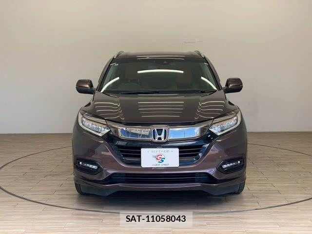 Honda VEZEL 2018-04 8146944-13