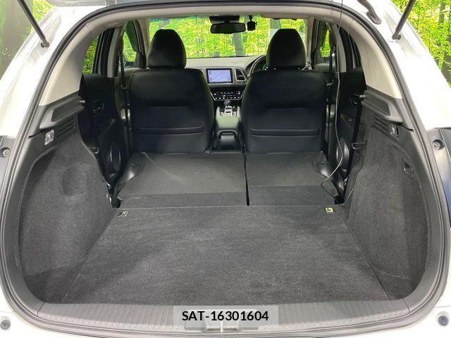 Honda VEZEL 2017-10 8146942-9