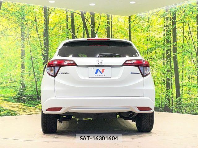 Honda VEZEL 2017-10 8146942-14
