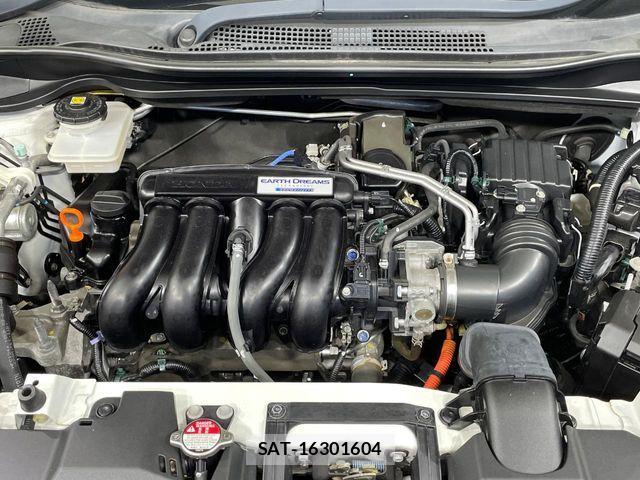 Honda VEZEL 2017-10 8146942-17