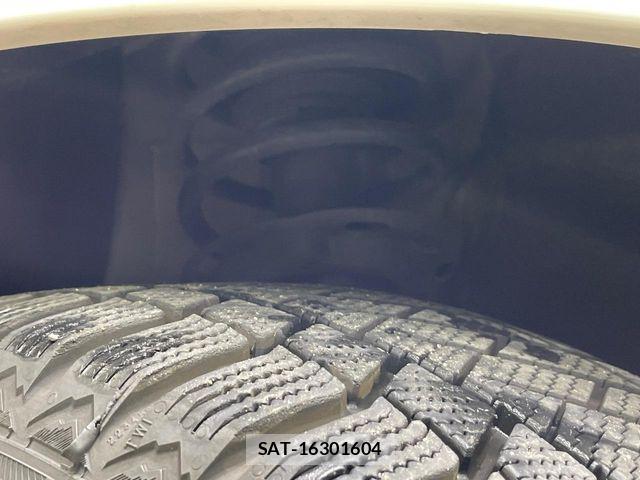 Honda VEZEL 2017-10 8146942-19