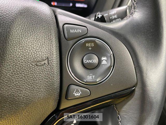 Honda VEZEL 2017-10 8146942-5