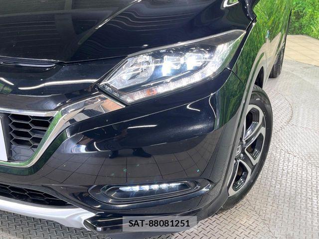 Honda VEZEL 2017-06 8146939-11