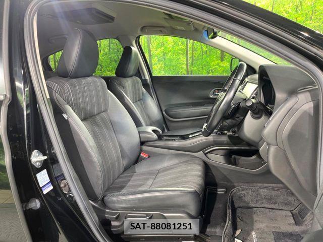 Honda VEZEL 2017-06 8146939-7
