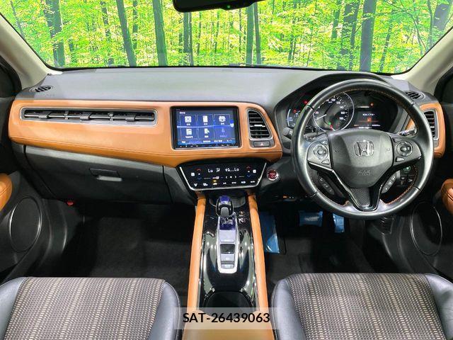 Honda VEZEL 2017-05 8146945-1