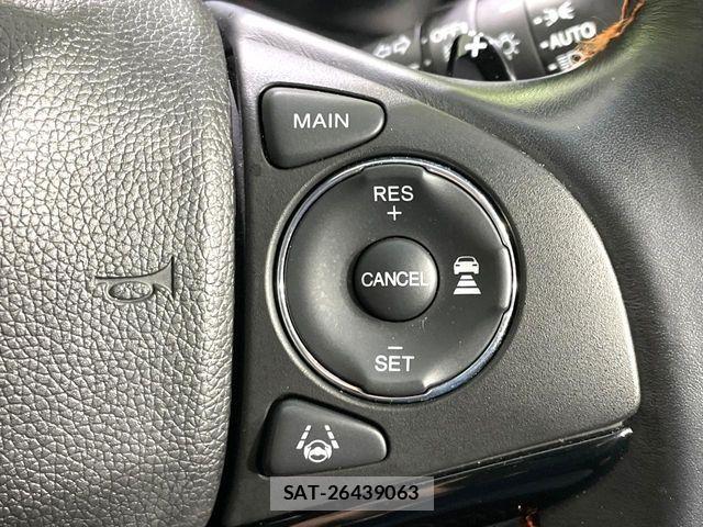 Honda VEZEL 2017-05 8146945-4