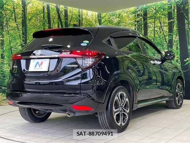 Honda VEZEL 2019-07 8159465-16
