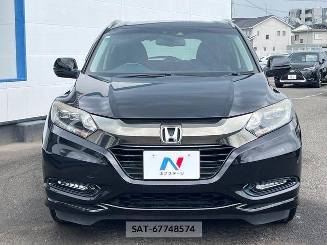 Honda VEZEL 2016-06 8210858-13
