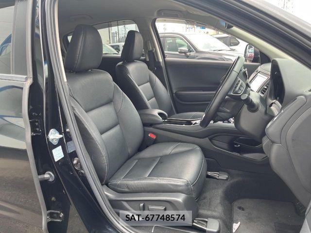 Honda VEZEL 2016-06 8210858-7
