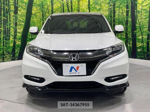 Honda VEZEL 2016-04 8210856-14