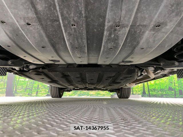 Honda VEZEL 2016-04 8210856-18