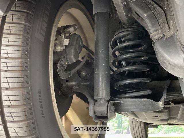 Honda VEZEL 2016-04 8210856-19