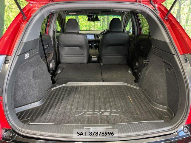 Honda VEZEL 2017-11 8210859-10